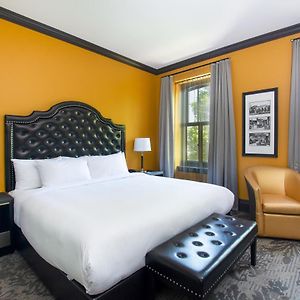 Corporate King Room